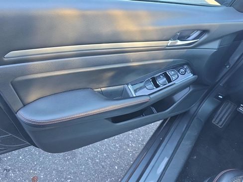 Used 2024 Nissan Altima 2.5 SR image 14