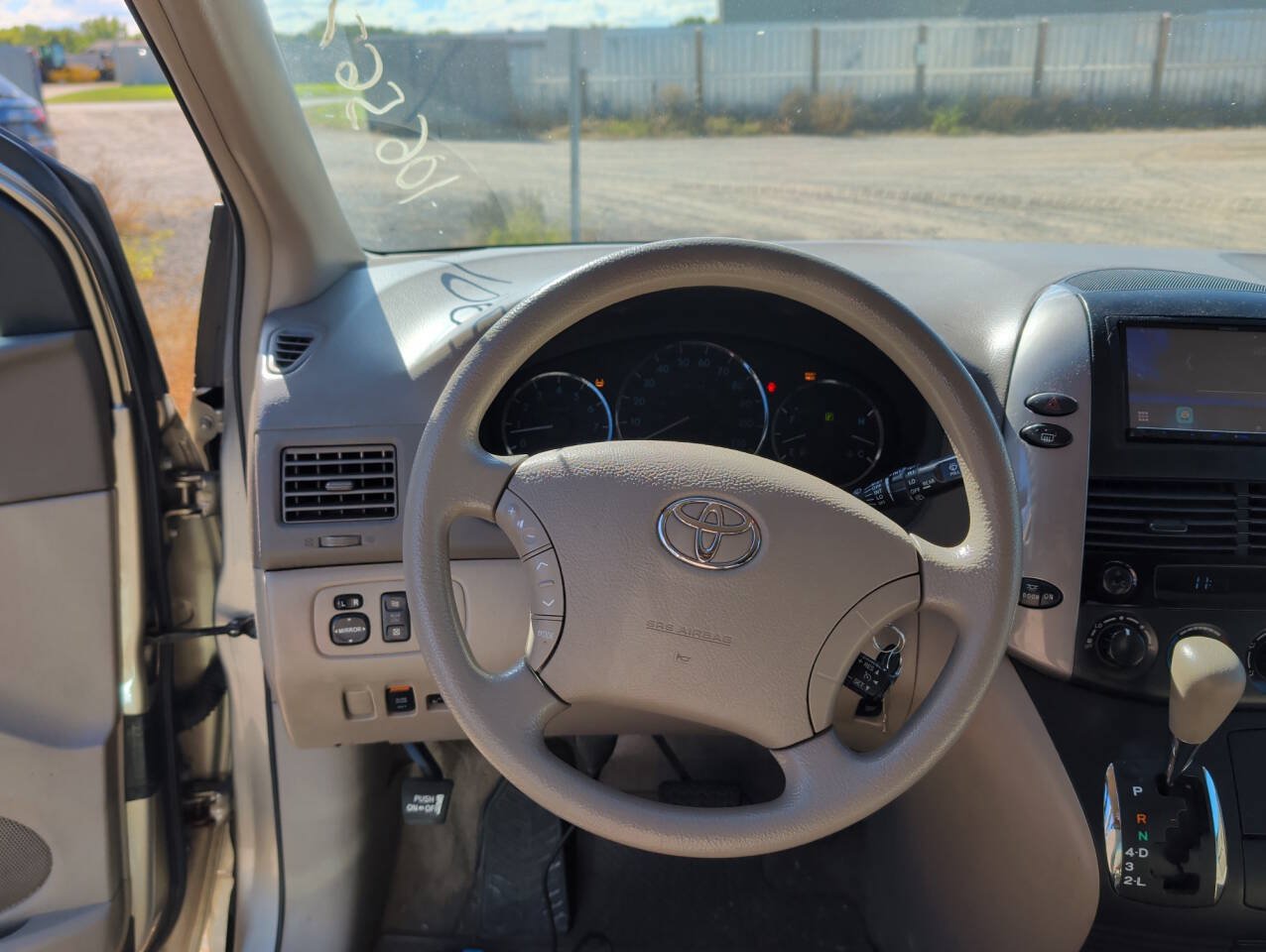 Used 2006 Toyota Sienna LE FWD image 30