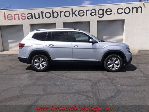 Used 2019 Volkswagen Atlas SE FWD image 1