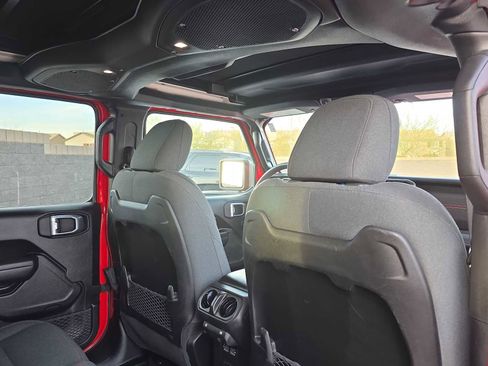 Certified 2024 Jeep Wrangler Unlimited Rubicon image 16