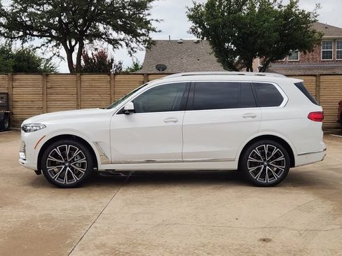 Used 2019 BMW X7 xDrive50i w/ Premium Package AWD/4WD image 12