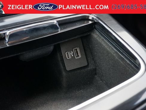 Used 2022 Lincoln Nautilus AWD w/ Premium Package image 24