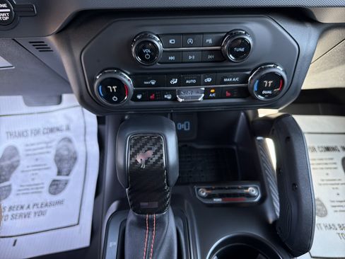 Used 2024 Ford Bronco Raptor w/ Interior Carbon Fiber Pack 6 AWD/4WD image 22