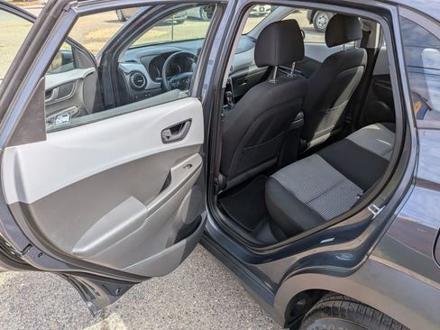 Used 2019 Hyundai Kona SE AWD/4WD image 21