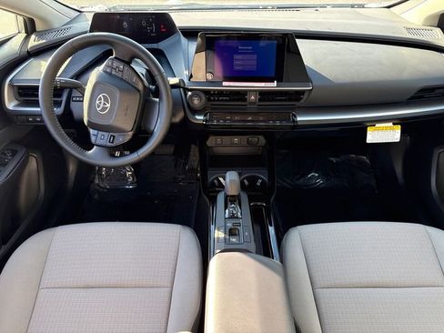 Certified 2025 Toyota Prius LE image 22