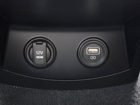 Used 2021 Kia Sorento S w/ Panoramic Sunroof Package FWD image 39