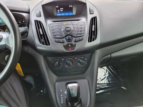 Used 2018 Ford Transit Connect XL image 8