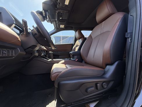 New 2026 Subaru Outback Touring image 18