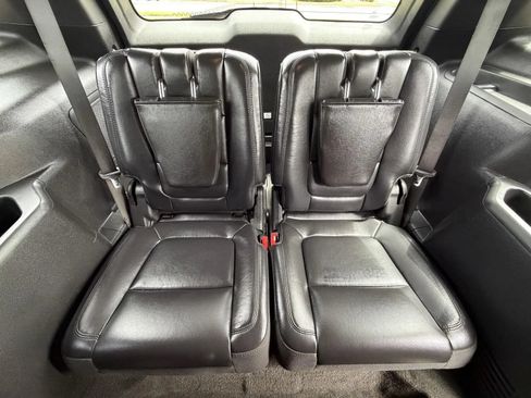 Used 2012 Ford Explorer Limited FWD image 18