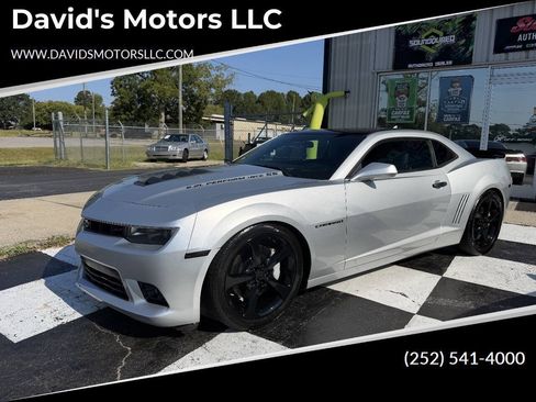 Used 2015 Chevrolet Camaro SS w/ RS Package RWD image 1