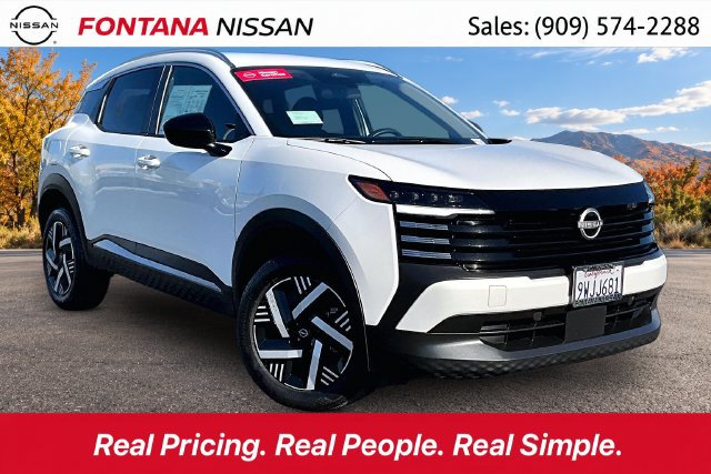 Used 2026 Nissan Kicks SV FWD image 1