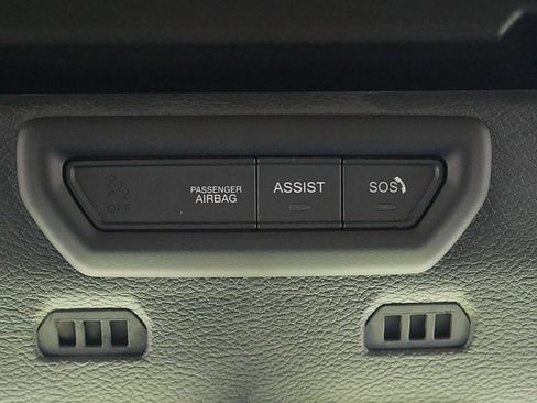 Used 2023 Jeep Gladiator Mojave image 47