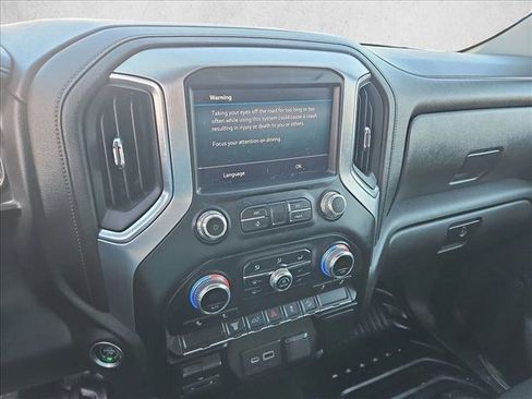 Used 2023 GMC Sierra 2500 SLE w/ SLE Convenience Package image 17