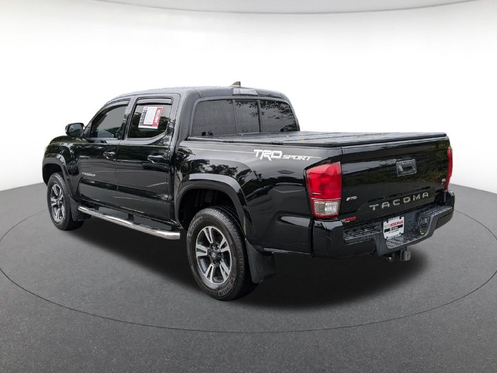 Used 2016 Toyota Tacoma TRD Sport w/ Towing Package RWD image 3