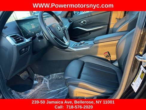Used 2024 BMW 330i Sedan w/ Convenience Package RWD image 21