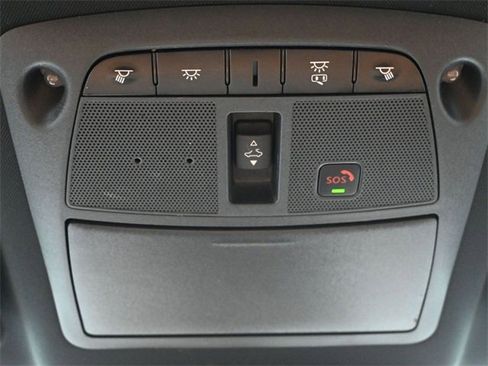 Used 2022 INFINITI QX80 Sensory w/ All-Season Package image 18