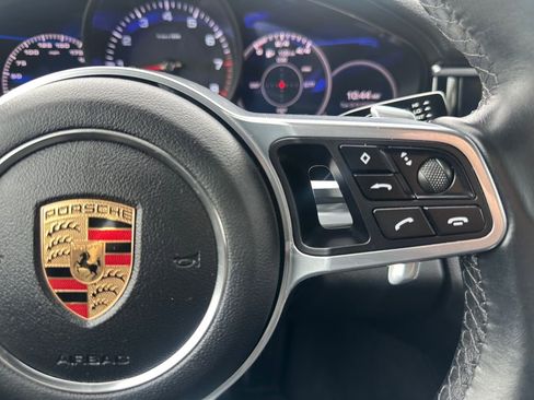 Used 2019 Porsche Panamera 4 image 46