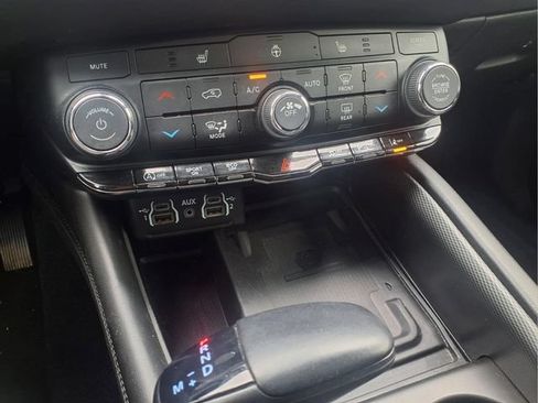 Used 2022 Dodge Durango GT AWD/4WD image 27