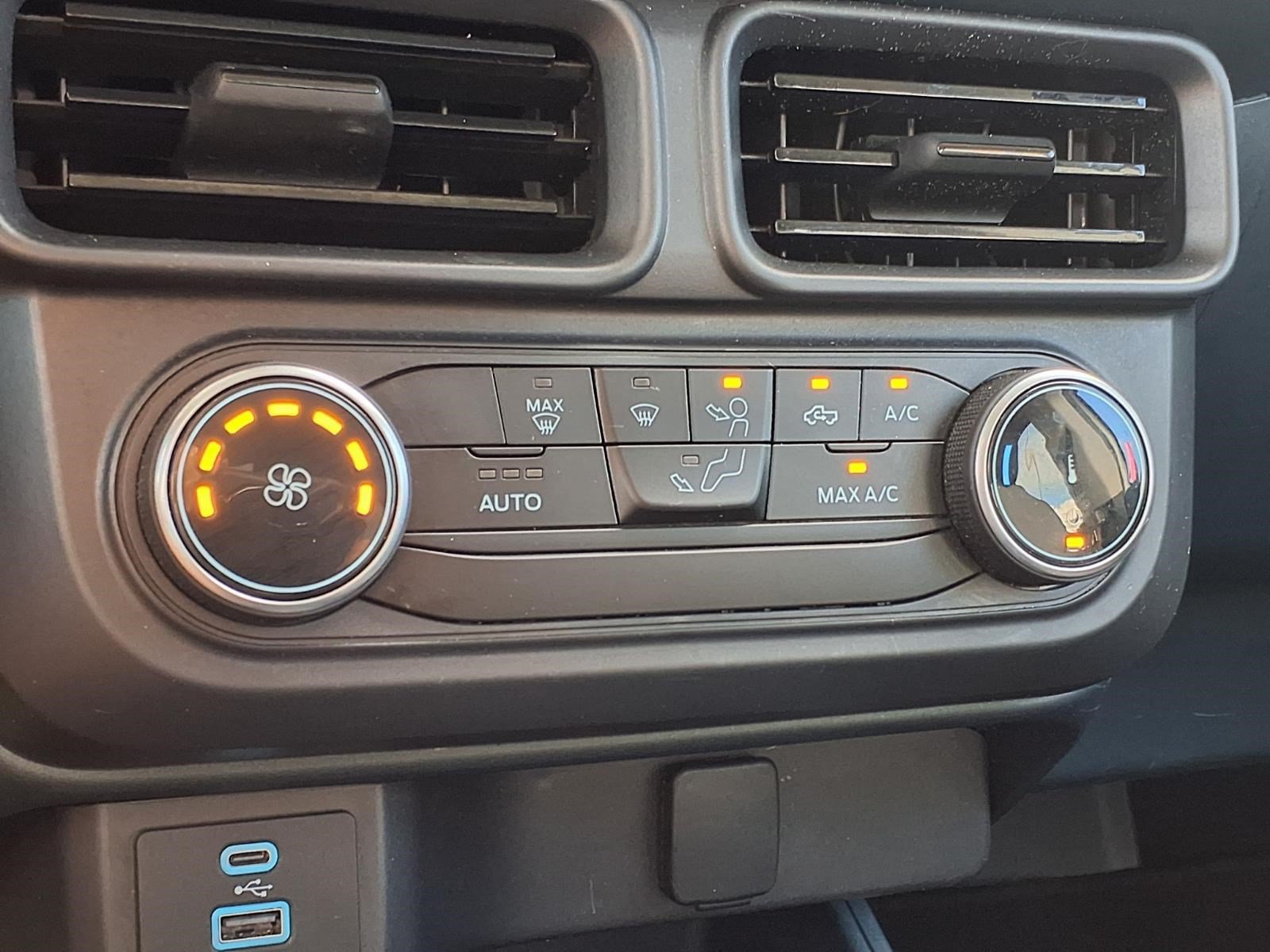Certified 2024 Ford Maverick XL FWD image 17