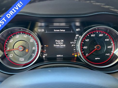 Used 2023 Dodge Charger SXT image 22