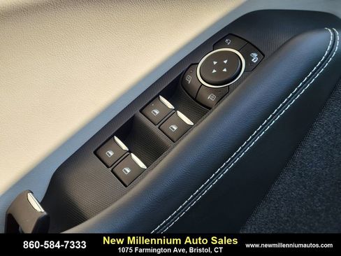 Used 2024 Ford Mustang Mach-E Premium image 17