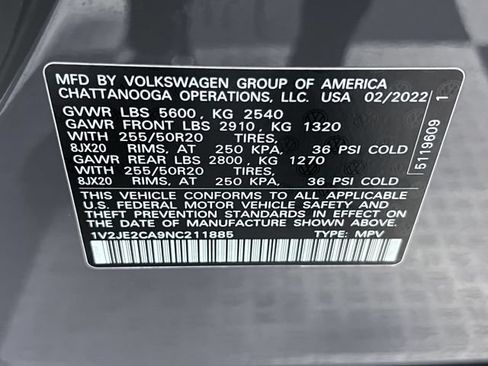 Certified 2022 Volkswagen Atlas Cross Sport SE w/ Panoramic Sunroof Package FWD image 30