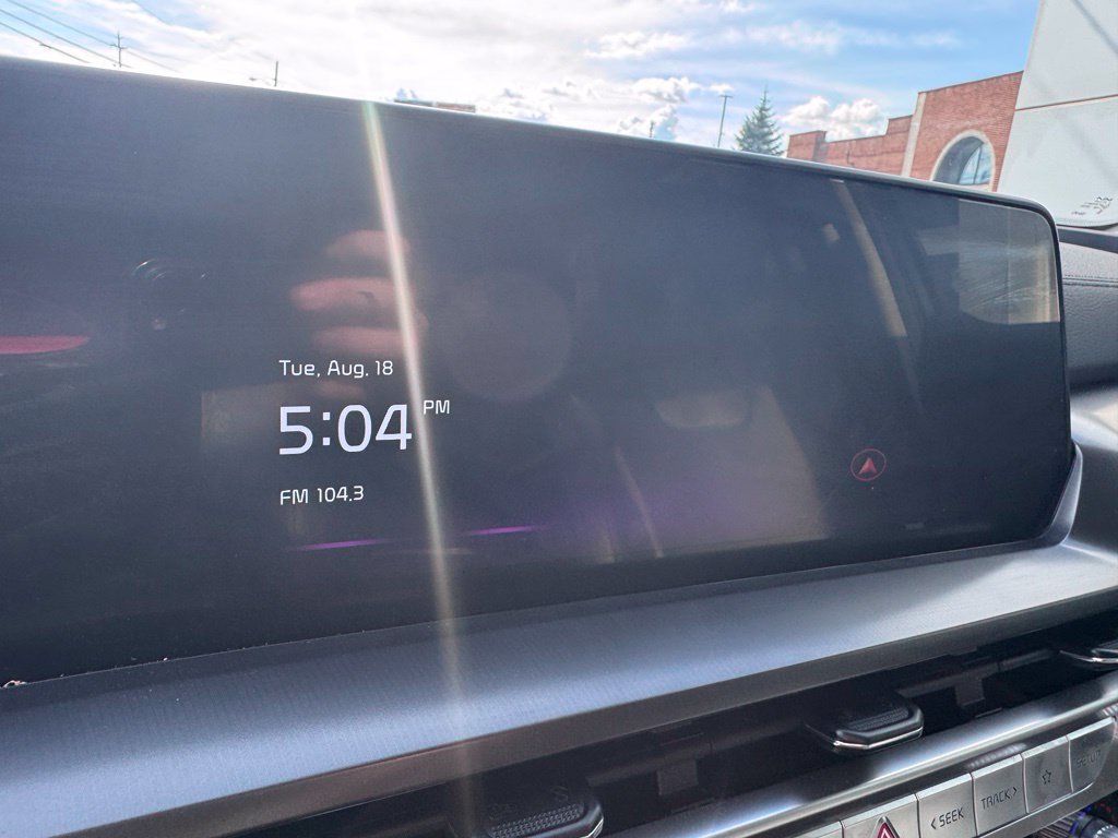 Used 2025 Kia Telluride S AWD/4WD image 19