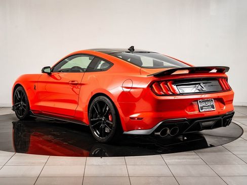 Used 2022 Ford Mustang Shelby GT500 w/ Technology Package image 11