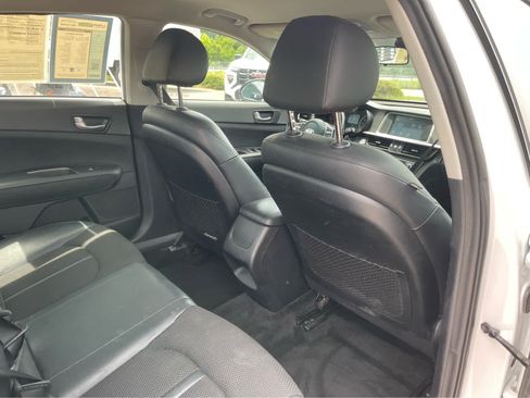 Used 2020 Kia Optima S FWD image 24
