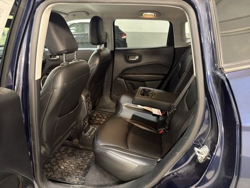 Used 2019 Jeep Compass Limited AWD/4WD image 8