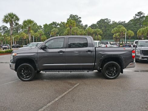 Used 2019 Toyota Tundra SR5 w/ SR5 Upgrade Package AWD/4WD image 5