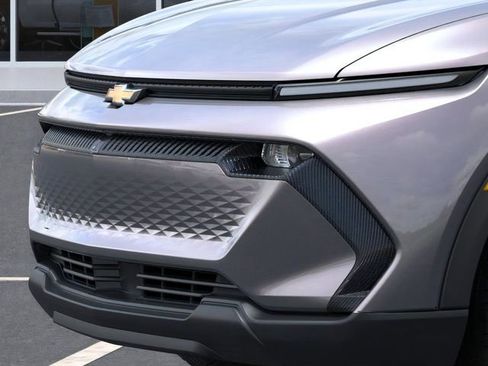 New 2026 Chevrolet Equinox EV LT image 6