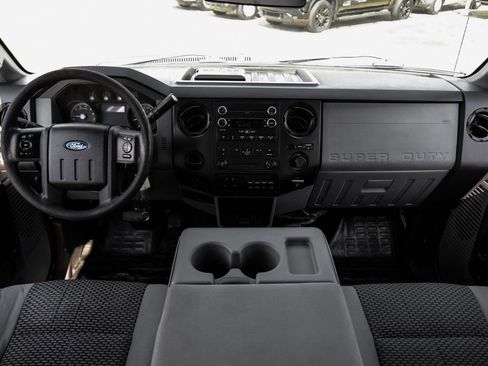 Used 2016 Ford F250 XL w/ XL Appearance Package image 8