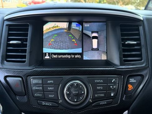Used 2019 Nissan Pathfinder SL w/ Rock Creek Edition AWD/4WD image 22