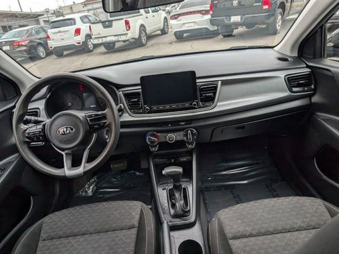 Used 2021 Kia Rio LX image 14
