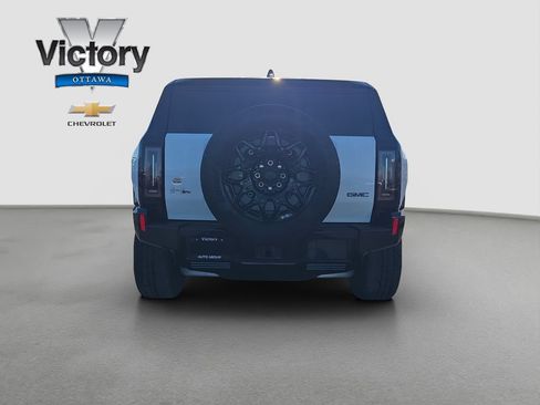 Used 2025 GMC Hummer EV 2X AWD/4WD image 5