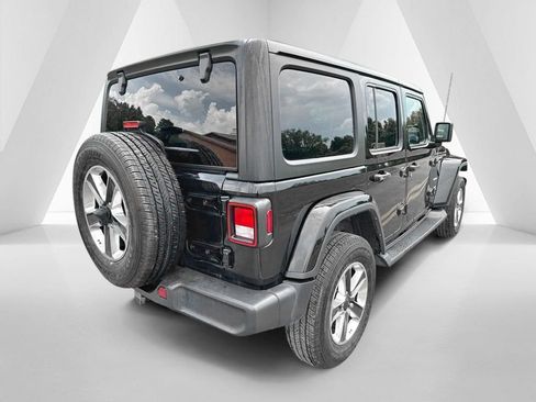 Used 2021 Jeep Wrangler Unlimited Sahara AWD/4WD image 7