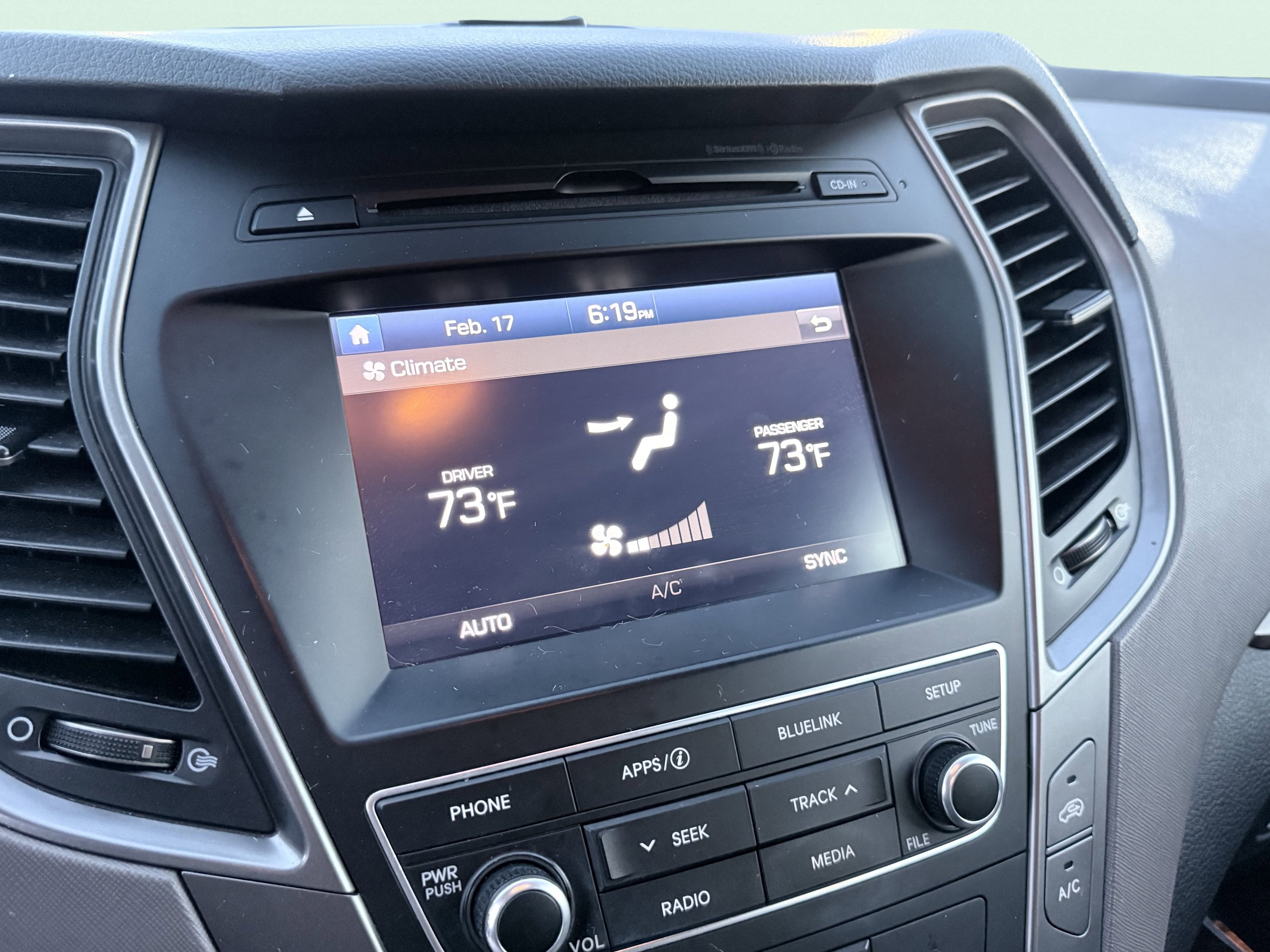 Used 2017 Hyundai Santa Fe Sport FWD image 60