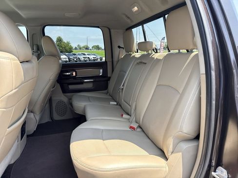 Used 2016 RAM 1500 Laramie AWD/4WD image 11