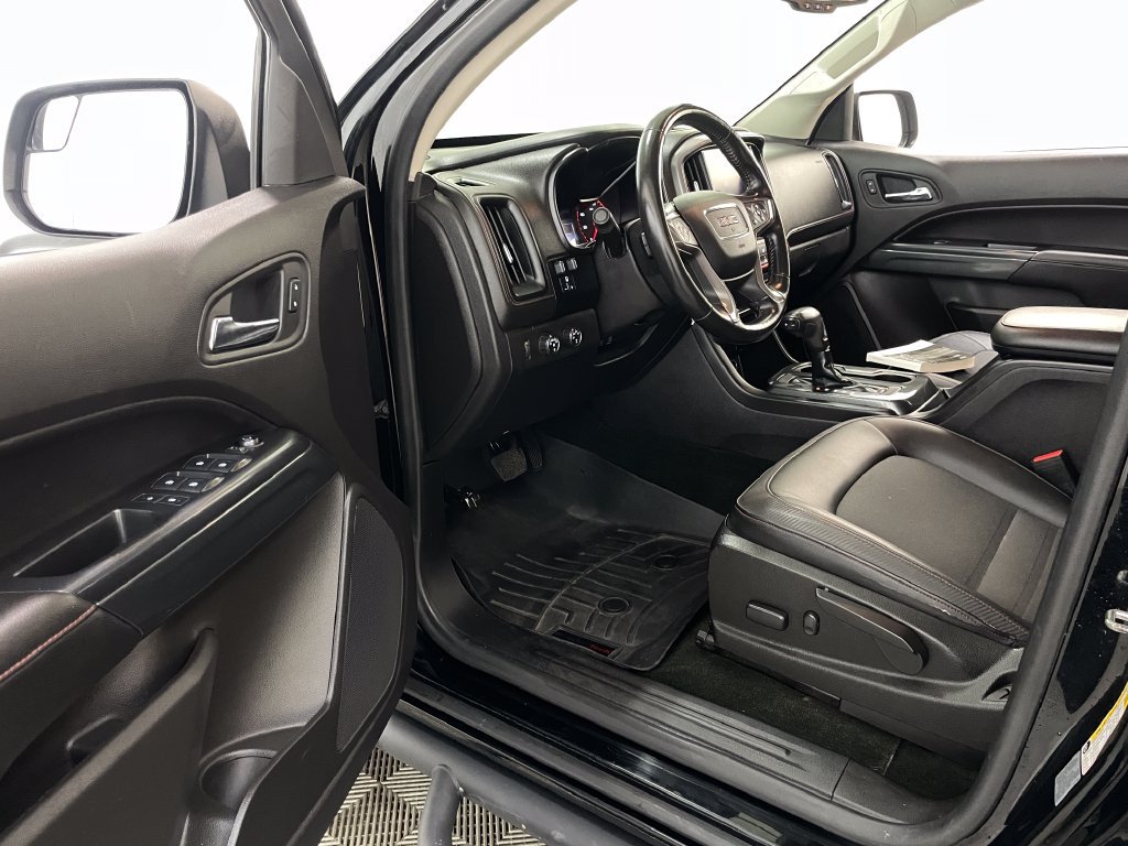 Used 2016 GMC Canyon SLE w/ All Terrain Package AWD/4WD image 22