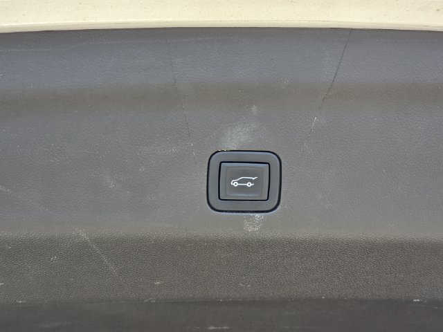 Used 2023 GMC Yukon XL Denali w/ LPO, Floor Liner Package RWD image 36