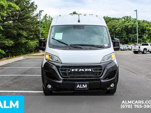 Used 2025 RAM ProMaster 2500 w/ Convenience Group FWD image 10