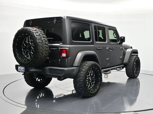 Used 2022 Jeep Wrangler Unlimited Sport image 6