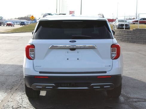 Used 2020 Ford Explorer XLT w/ Equipment Group 202A image 6