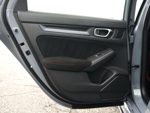 Used 2023 Honda Civic Type R image 37