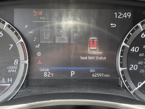 Used 2021 Toyota Highlander XLE FWD image 30