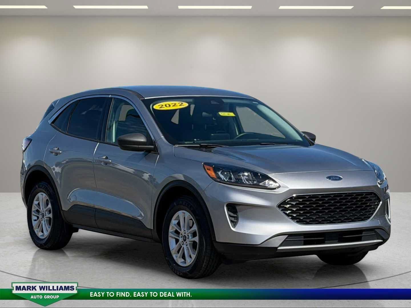 Used 2022 Ford Escape SE AWD/4WD image 2