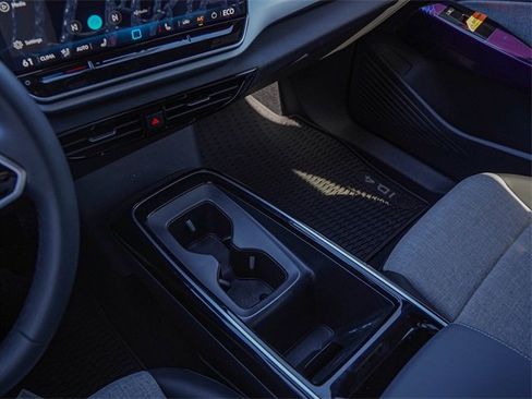 New 2025 Volkswagen ID.4 Pro image 12
