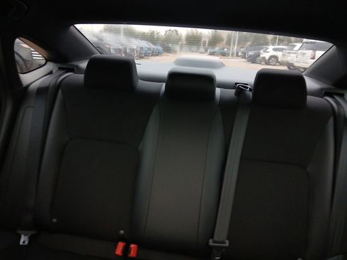 Used 2023 Honda Civic Sport image 18