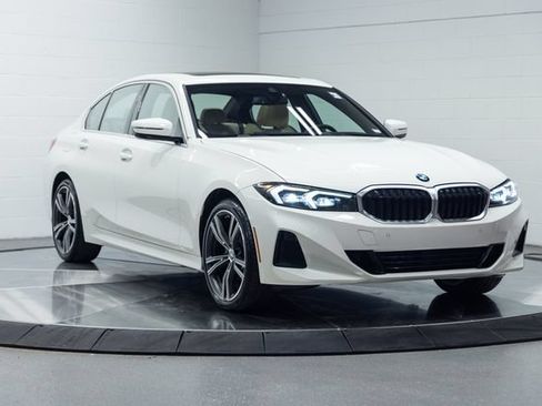 Used 2024 BMW 330i xDrive Sedan w/ Premium Package AWD/4WD image 4